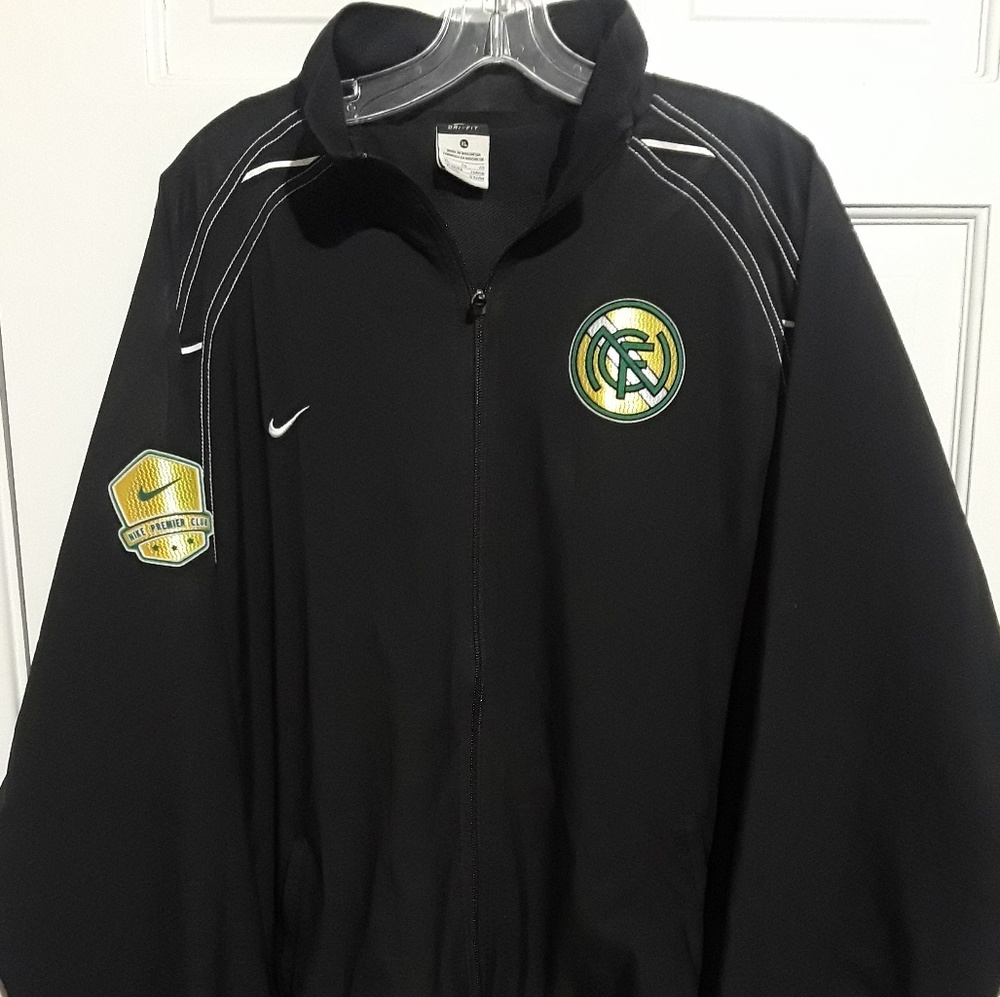 Nike Football Club jacket size XL